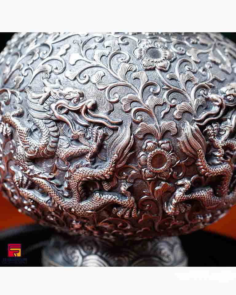 黄俊军金属錾刻传承人